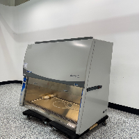 Labconco Logic+ 4' BioSafety Cabinet image 1